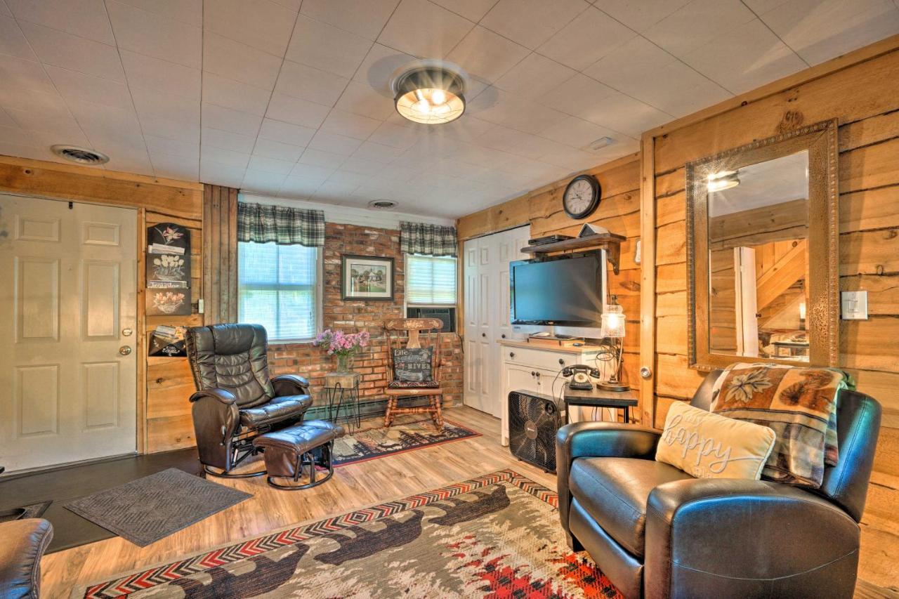 Adirondack Mountains Cottage Near Gore Mountain! Warrensburg Экстерьер фото